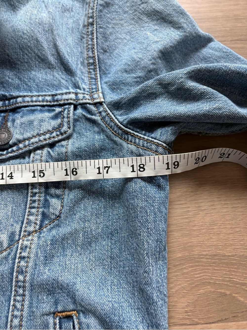 Levi's Distressed Denim Trucker Jacket Medium Blue- size S - Picture 8 of 11